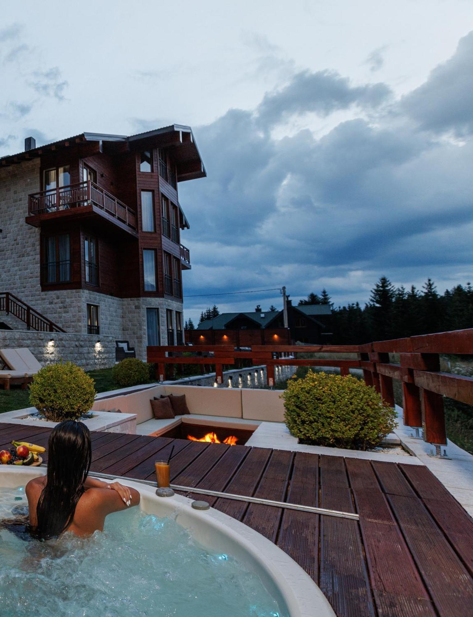 North Story - Luxury Chalet - Apartments & Rooms Žabljak Kültér fotó